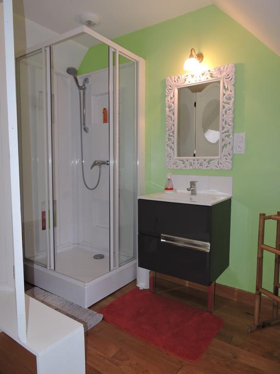 Gite De La Hertaudiere Montbizot Екстериор снимка