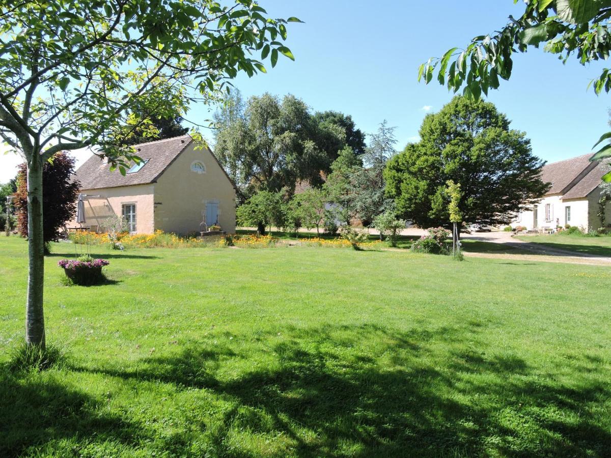 Gite De La Hertaudiere Montbizot Екстериор снимка